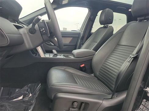 Used 2025 Land Rover Discovery Sport Dynamic SE image 20