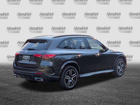Used 2025 Mercedes-Benz GLC 300 4MATIC w/ AMG Line image 10
