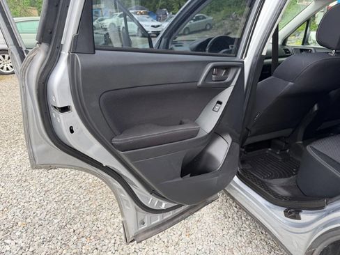 Used 2015 Subaru Forester 2.5i w/ Alloy Wheel Package AWD/4WD image 13