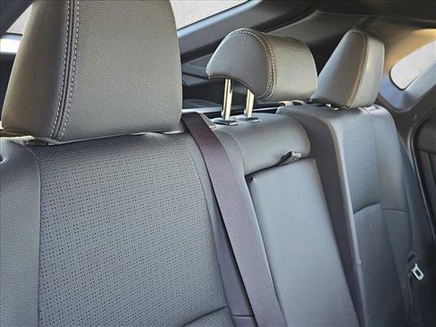 Used 2023 Toyota bZ4X Limited image 17