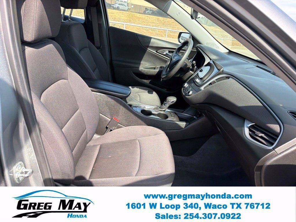 Used 2024 Chevrolet Malibu LT FWD image 31
