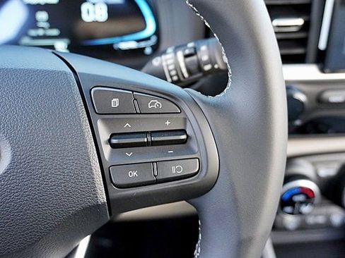 New 2026 Hyundai Venue SEL image 39