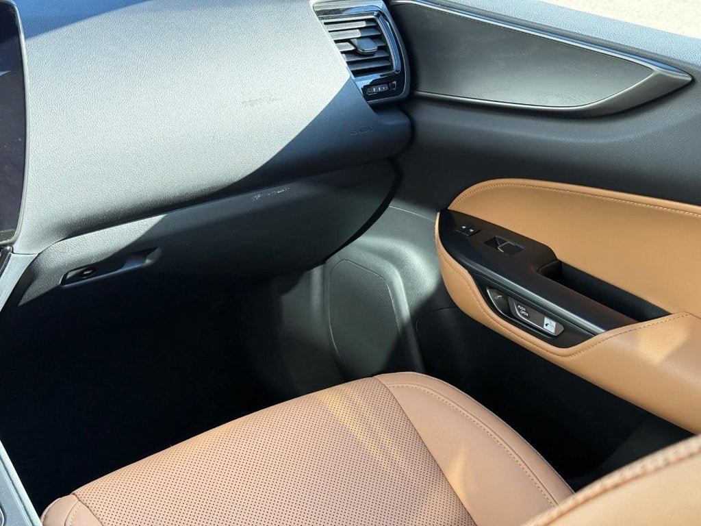 Used 2023 Lexus NX 350h AWD w/ Vision Package image 15