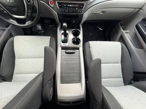 Used 2017 Honda Ridgeline RTS image 46