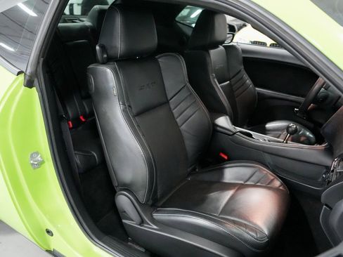 Used 2015 Dodge Challenger SRT Hellcat image 16