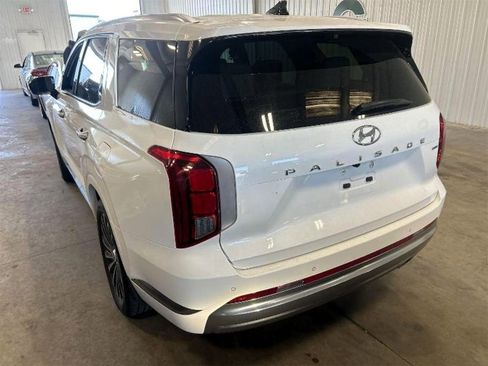Used 2025 Hyundai Palisade AWD image 4