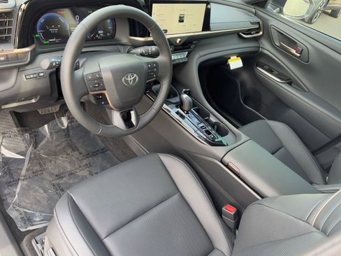 Certified 2026 Toyota Crown Signia Limited image 20