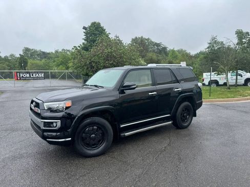 Used 2015 Toyota 4Runner Limited AWD/4WD image 3