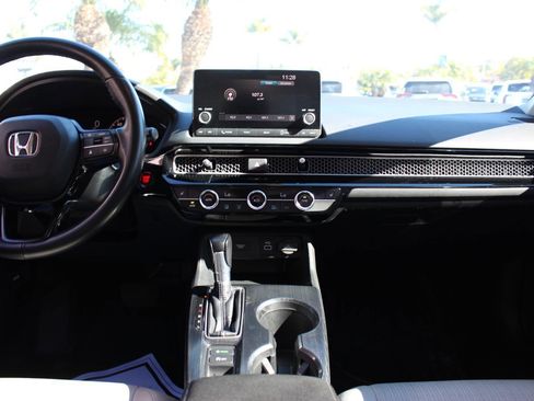 Used 2022 Honda Civic EX image 14