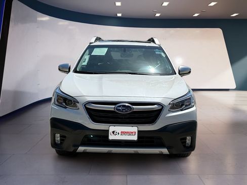 Used 2022 Subaru Outback Touring XT AWD/4WD image 8