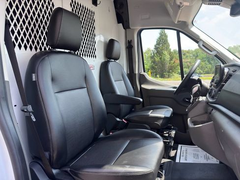 Used 2025 Ford Transit 250 148 Medium Roof w/ Load Area Protection Package RWD image 30
