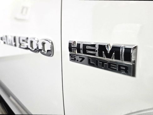 Used 2012 RAM 1500 Laramie RWD image 22
