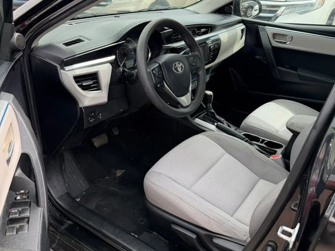 Used 2014 Toyota Corolla LE image 9
