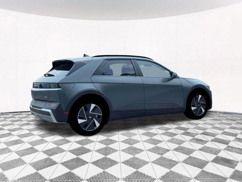 New 2025 Hyundai Ioniq 5 SEL image 12