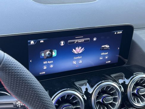 New 2026 Mercedes-Benz GLA 250 4MATIC image 18