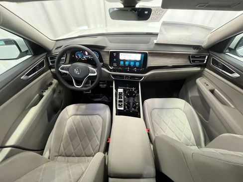 New 2026 Volkswagen Atlas SEL Premium R-Line image 13