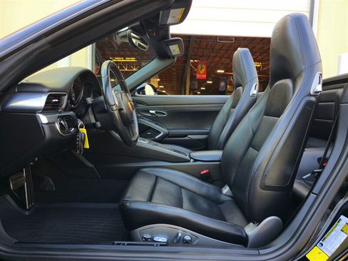 Used 2016 Porsche 911 Carrera S RWD image 18