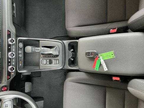 Used 2024 Honda CR-V EX image 10