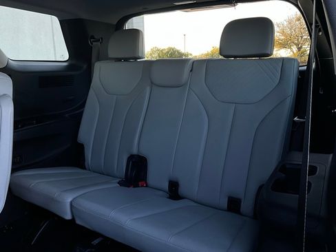 Used 2024 Hyundai Palisade SEL image 13