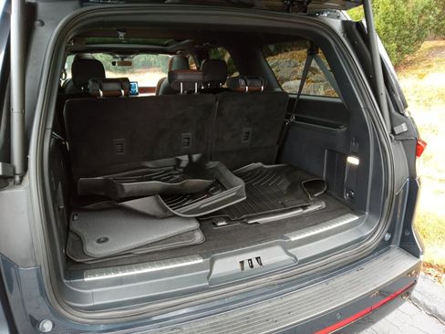 Used 2024 Lincoln Navigator L Reserve image 25