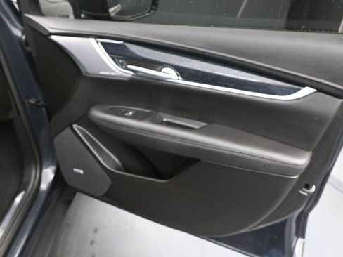 Used 2023 Cadillac XT5 Premium Luxury image 10