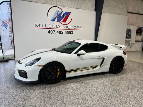 Used 2016 Porsche Cayman GT4 image 16