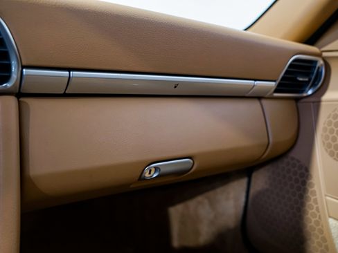 Used 2009 Porsche 911 Carrera S image 14