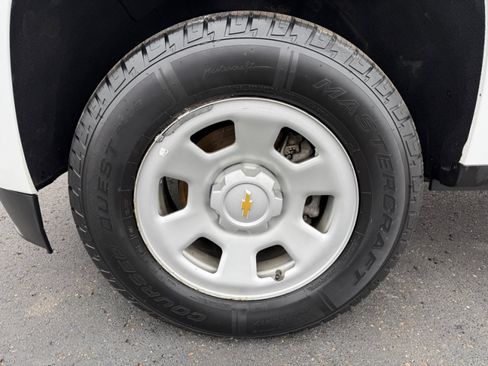 Used 2022 Chevrolet Colorado W/T image 35