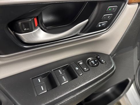 Used 2021 Honda CR-V EX-L image 21