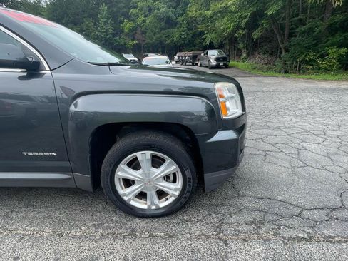 Used 2017 GMC Terrain SLE FWD image 12