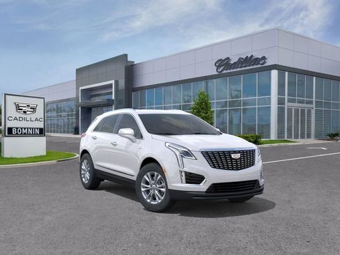 New 2025 Cadillac XT5 Luxury FWD image 2