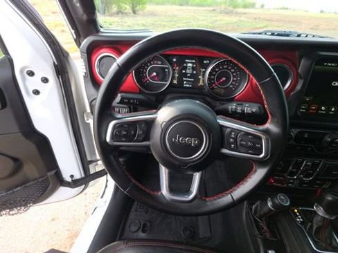 Used 2022 Jeep Wrangler Unlimited Rubicon w/ Xtreme Recon 35" Tire Package image 24