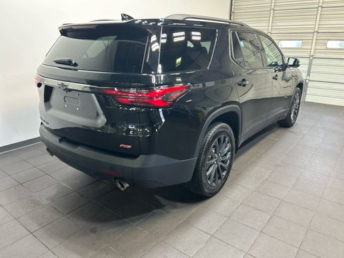 Used 2023 Chevrolet Traverse RS w/ LPO, Floor Liner Package AWD/4WD image 3