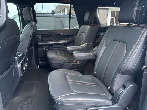 Used 2023 Ford Expedition Max Platinum image 17