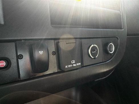 Used 2022 Chevrolet Express 3500 w/ Power Convenience Package RWD image 23