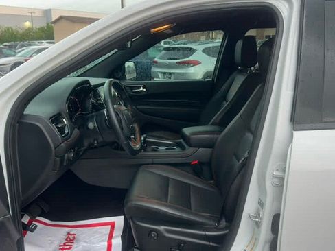 Used 2025 Dodge Durango GT AWD/4WD image 5