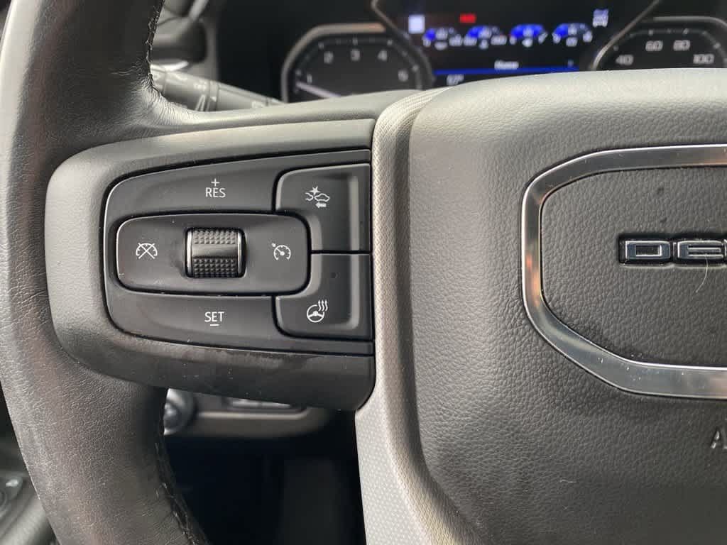 Used 2021 GMC Yukon Denali w/ Advanced Technology Package AWD/4WD image 19