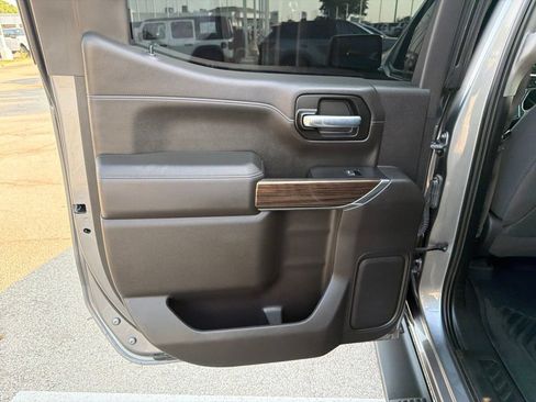 Used 2021 Chevrolet Silverado 1500 RST AWD/4WD image 19