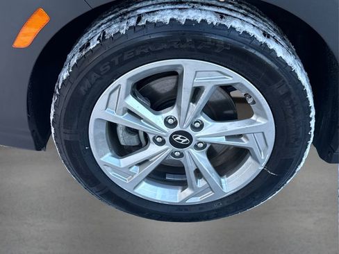 Certified 2023 Hyundai Kona SEL w/ Convenience Package image 12