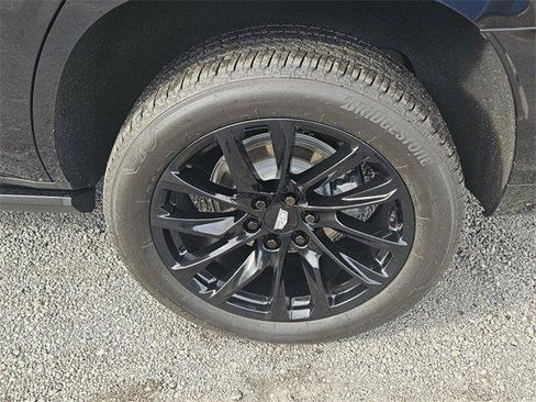 Certified 2025 Cadillac Escalade Premium Luxury image 12