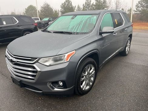 Used 2021 Chevrolet Traverse High Country image 3