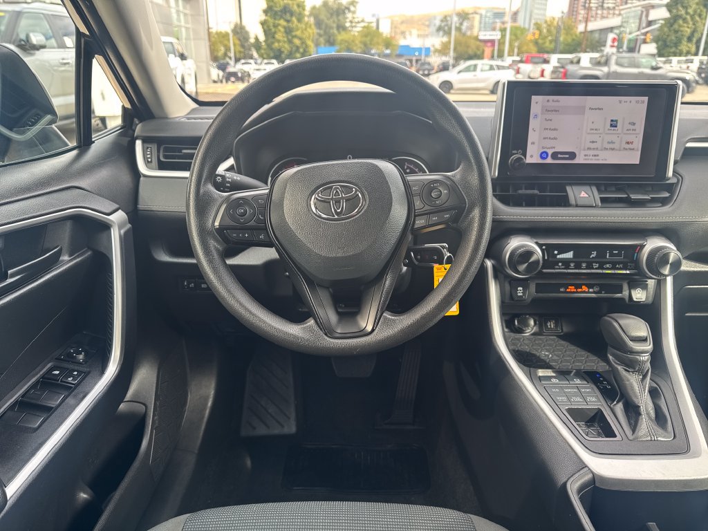 Used 2024 Toyota RAV4 LE AWD/4WD image 14
