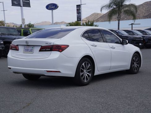 Used 2017 Acura TLX FWD image 3