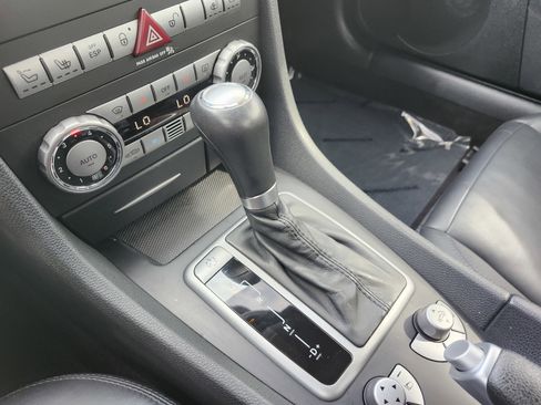 Used 2006 Mercedes-Benz SLK 55 AMG image 29
