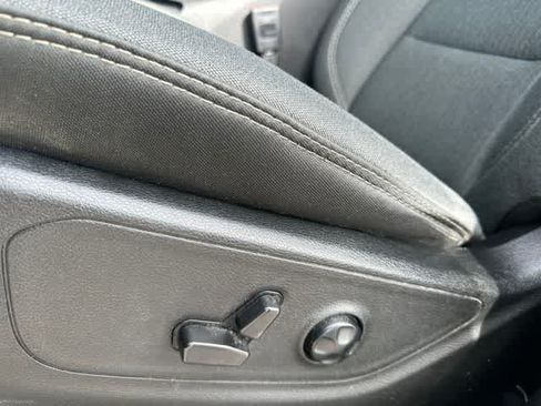 Used 2021 RAM 1500 Big Horn AWD/4WD image 8