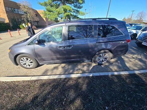 Used 2016 Honda Odyssey EX image 4