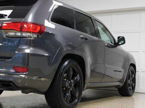 Used 2016 Jeep Grand Cherokee Overland w/ Advanced Technology Group image 91
