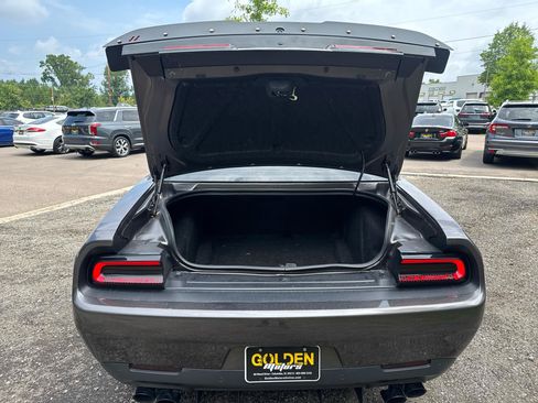 Used 2020 Dodge Challenger R/T Scat Pack RWD image 19