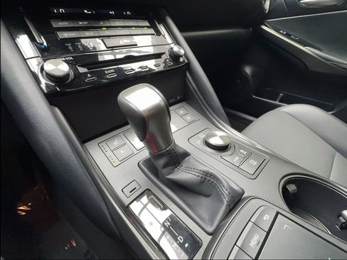 Used 2024 Lexus IS 300 w/ Comfort Package RWD image 51