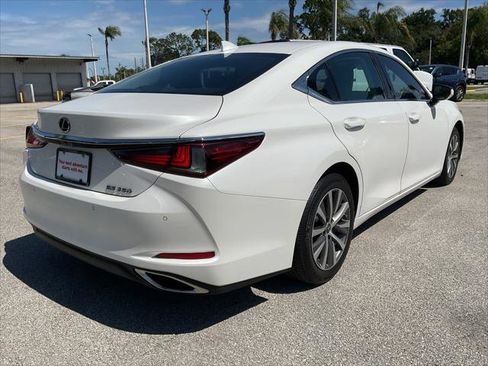Used 2019 Lexus ES 350 w/ Premium Package FWD image 4